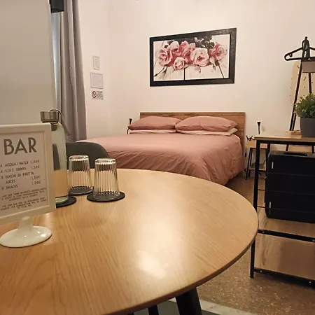 B&B 로즈 안티케 바티칸 로마