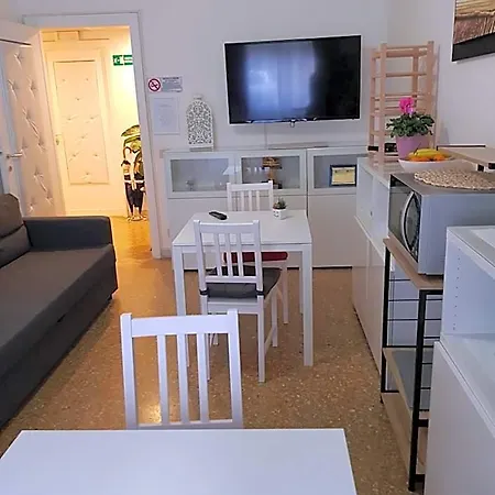 Rose Antiche Vatican فندق مبيت وإفطار 4*